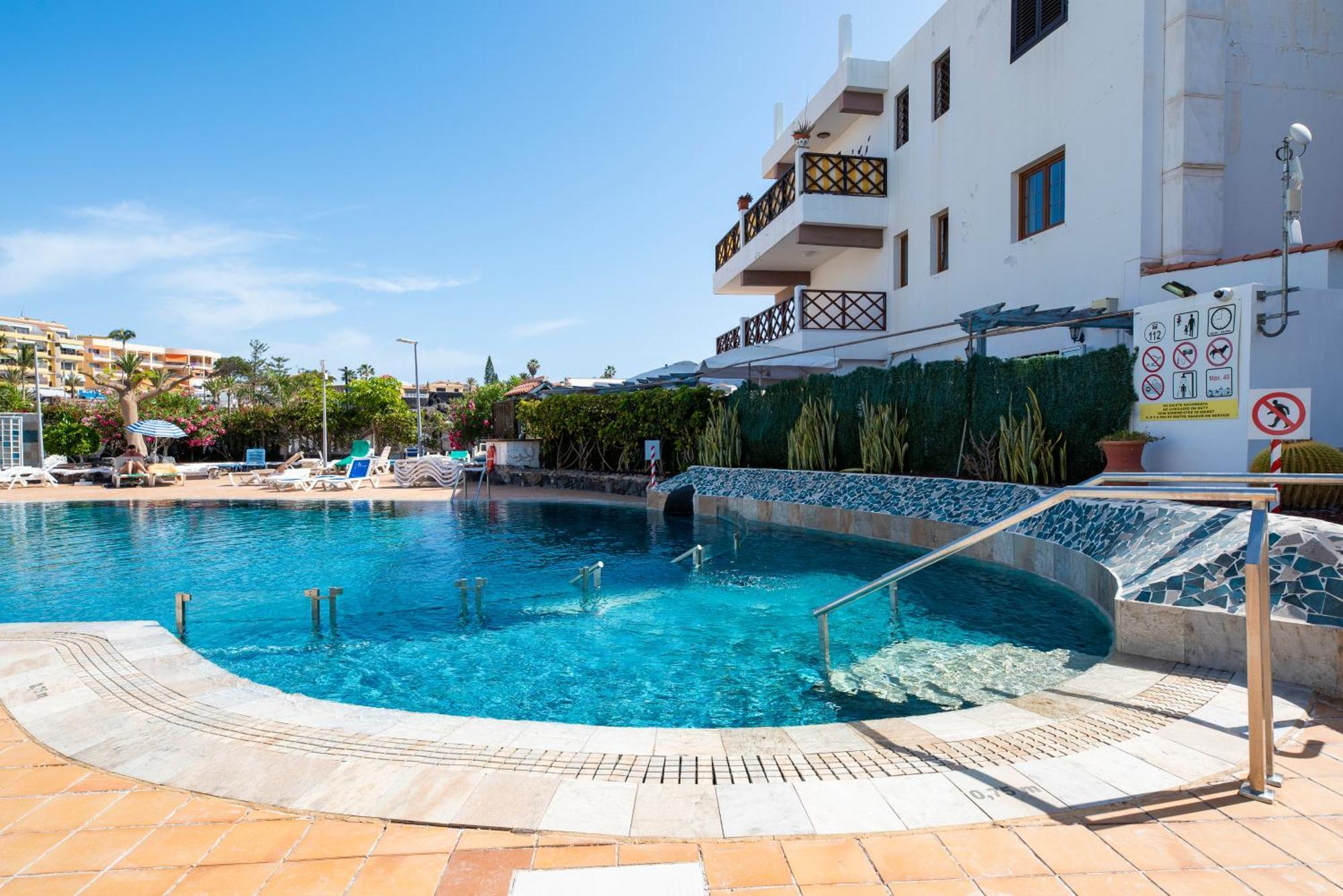 Neptuno Ocean View, Beach Line With Pool 푸에르토 데 산티아고 외부 사진